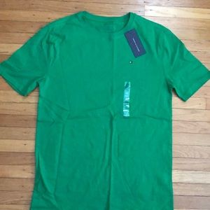 NWT Tommy Hilfiger boys green shirt sleeve t-shirt size XL 16/18